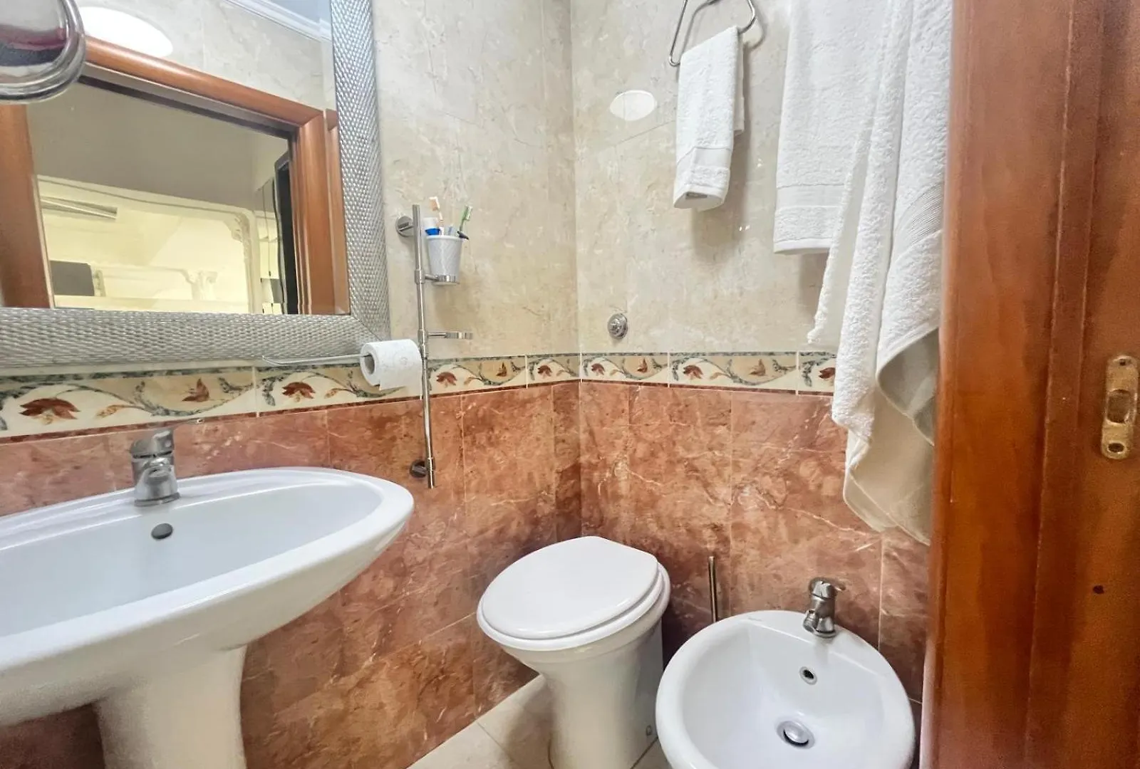 Maison Harmony Napoli Centro Apartment 0*, Naples